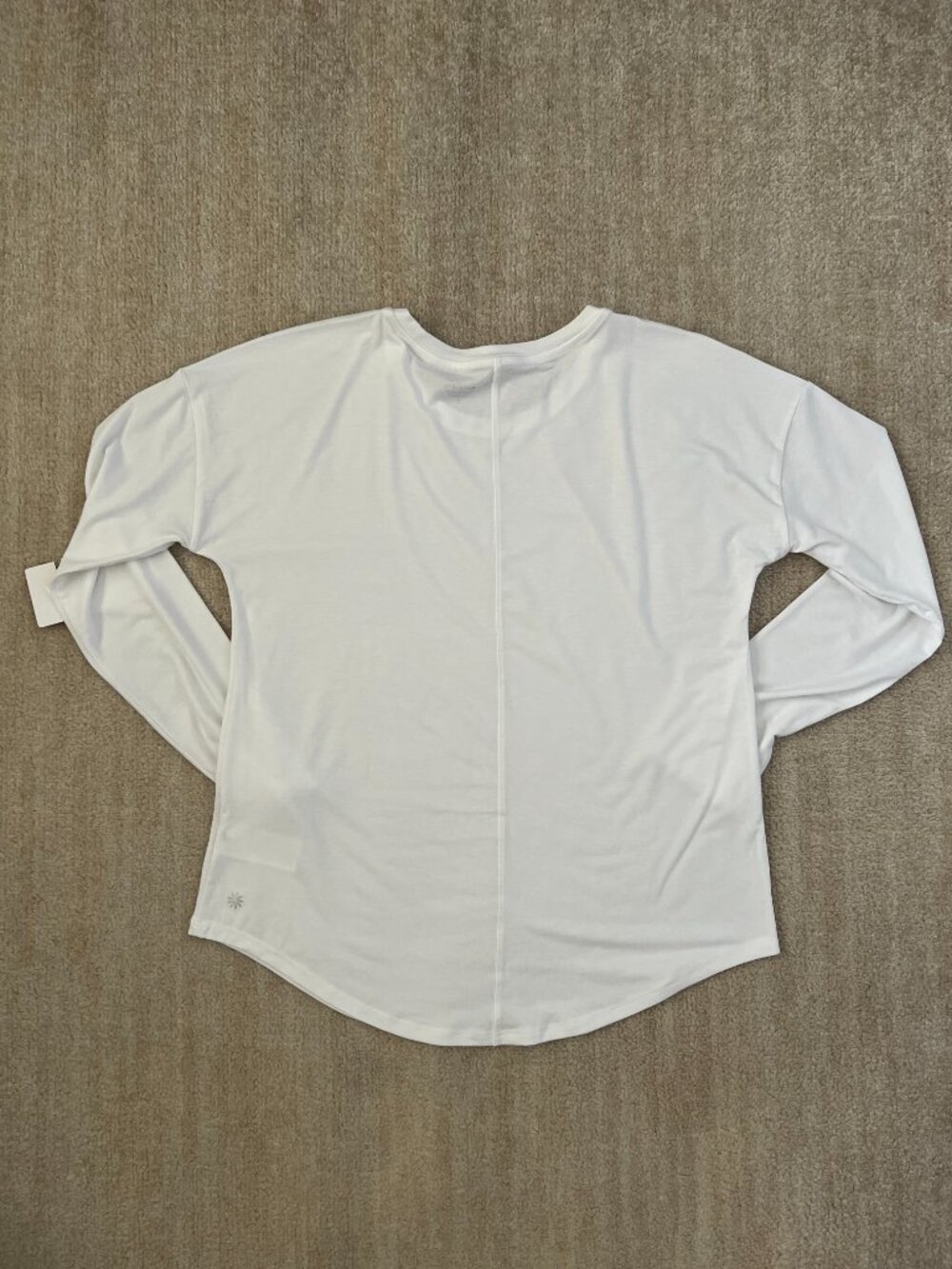 NWT Athleta With Ease 2.0 Long Sleeve White Top S - Picture 4 of 10